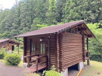 【 大自然で深呼吸 】 四万十源流の里 宿泊券 ( 4名用 バンガロー 1棟貸 ) 高知 四万十 源流 宿泊 観光 自然 チケット 旅行券 