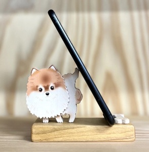 【ふるさと納税】【ポメラニアン】＜犬のスマホスタンド ＞木工品 木工房ゆうむ インテリア グッズ 置物 木製のスマートフォン スタンド オブジェ 雑貨 グッズ 携帯置き 君は放物線を見たか？ トイプードル ポメラニアン 柴犬 フレンチブルドッグ アニマル 動物 わんこ