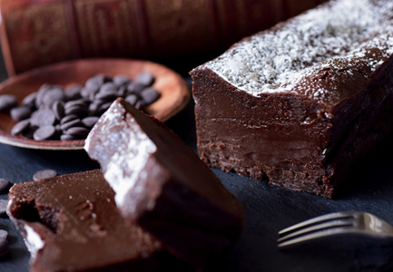 【小麦粉不使用】濃厚ガトーショコラ ベルギー産クーベルチュール 5〜6人 しっとり おすすめスイーツ