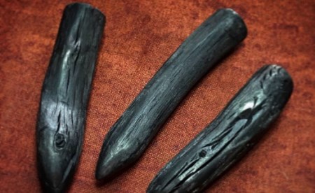 遠赤外線でぽかぽか!備長炭つぼ押し