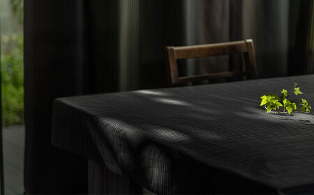 【闇の気】＜KUMASHIMA＞テーブルクロス4人用（W120×H150cm）