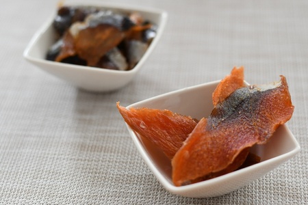 おつまみ珍味『寒風塩鮭とば＆にしん燻みりん味』各1P[48-1479]