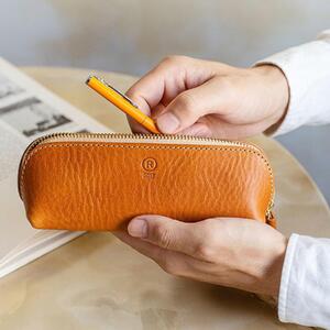 三角ペンケース<キャメル>【福岡市内製造】