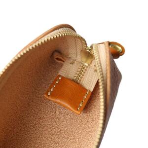 三角ペンケース<キャメル>【福岡市内製造】