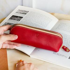 三角ペンケース<レッド>【福岡市内製造】