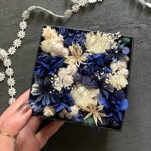 青と白のお花を集めたドライフラワーボックス/Sサイズ(福岡市)