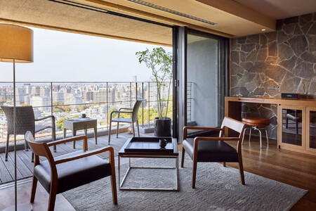 【福岡市】HILLTOP RESORT FUKUOKA　平日ペア宿泊券1泊朝食付き