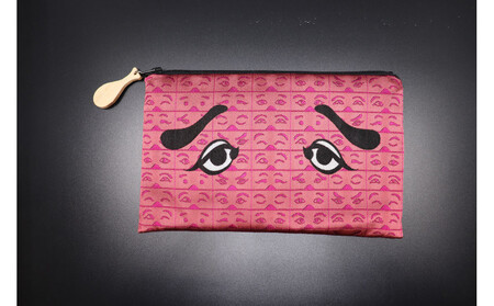 博多織にわかポーチ（ピンク）Ｗ約21cm×Ｈ約13cm