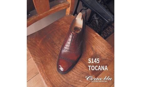 紳士靴ハンドソーンウェルトによる伝統的製法で作成されるドレスシューズ