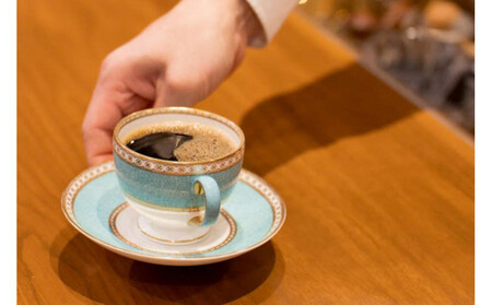 セット【福岡市COFFEEMAN】焙煎日本チャンピオン厳選セット  旬なブレンド(粉)200ｇ＋6.4Blendドリップバッグ(10g)×6個