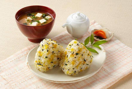 混ぜ込みきざみたくあん (30g×10袋) あったかごはんに混ぜるだけ 韓国おにぎりチュモッパ 風 御飯の素 井口食品 いのくち