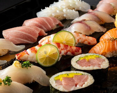 【福岡市】日本料理てら岡のお食事券[5,000円×3枚] ※15,000円分