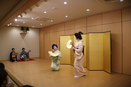 【博多券番 芸妓5~6名】博多伝統芸能館 リクエスト公演