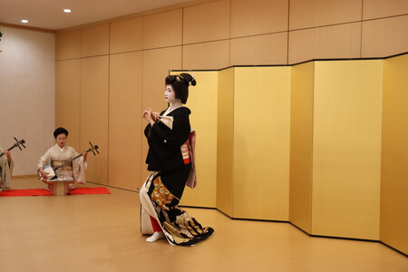 【博多券番 芸妓5~6名】博多伝統芸能館 リクエスト公演