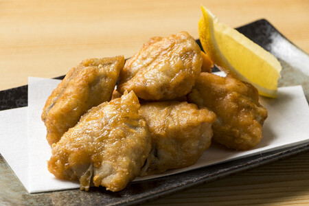 博多製造　”ふぐざんまい”(刺身、たたき、一夜干し、唐揚げ、鍋用切身、茶漬け）