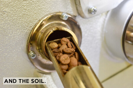 【定期便】AND THE SOIL.オリジナル焙煎オーガニックコーヒー豆GUA深煎り7200g　600g×12 か月【福岡高砂】