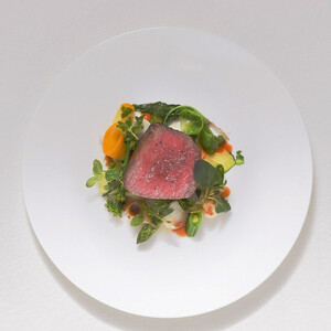 【テーマレストラン「レ・セレブリテ」(ホテル日航福岡)】ペア(2名様)ディナープラン