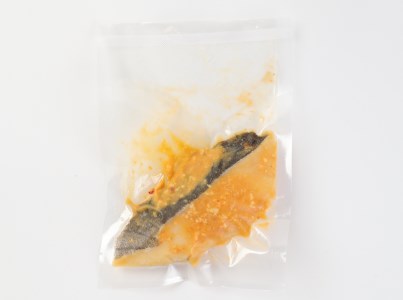 銀ダラ西京漬け 10枚_銀ダラ 西京漬け 10枚 銀鱈 西京漬け 70g × 10枚 計 700g 真空 個包装 小分け 便利 簡単調理 福岡県産 九州味噌 おかず おつまみ 魚 漬け魚 冷凍 加工品 惣菜 お取り寄せ お取り寄せグルメ 久留米市 送料無料 〔Cs313〕