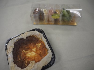 マカロン・バスクチーズケーキセット