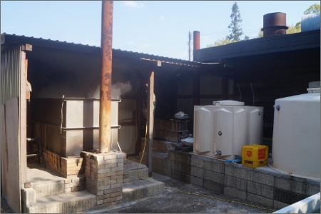 平釜炊きの自然塩5袋とにがり1本セット【B-166】