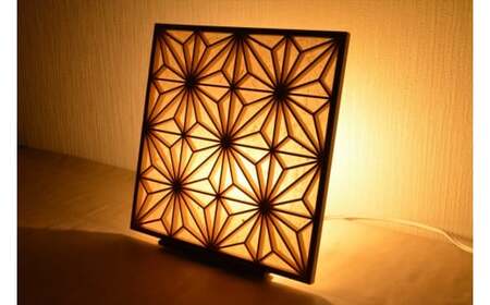 【受注生産】八女手漉き和紙を貼った組子のテーブルランプ「角麻」　062-002