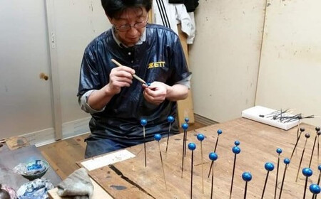 【ギフト用】【本漆塗】ゆれる漆玉かんざし(ブルー)・ペンダント両用タイプ(ペンダントコード付き)お洒落の幅が広がり日本の伝統工芸をお楽しみください　023-023-B-GFT