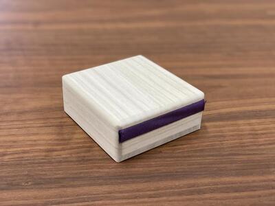 乳歯ケース 紐蝶番