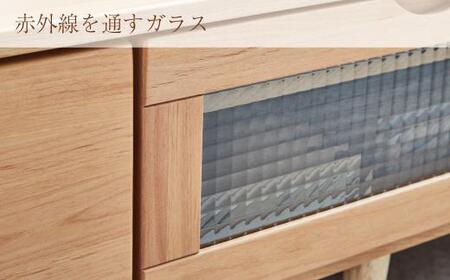 デッドスペースにうまくフィットし、空間を効率よく使えるTVボード