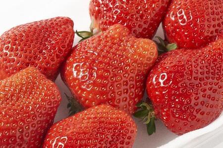 【12月中旬以降出荷予定】完熟 大粒 あまおう イチゴ 280g×2パック(約560g)<配送不可:北海道、沖縄県、離島>