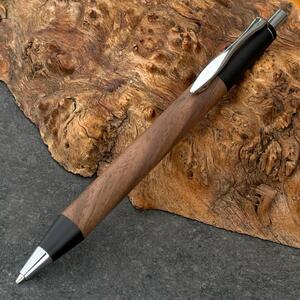 胡桃・ブラックウォールナット・上杢 / 2つの内部機構を持つ新感覚の木軸ペン / SINPEN【MP&BP】ゴールド金具 / MUKU屋