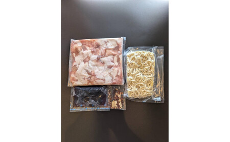 精肉店のもつ鍋セット(醤油味、2~3人前)