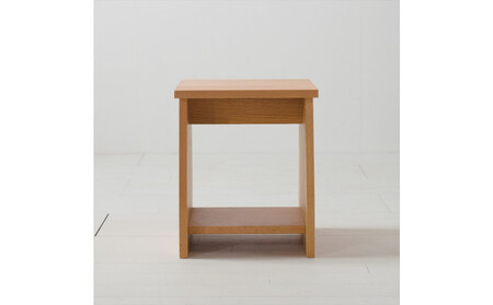座面の下にモノが置けるシェルフスツール オーク無垢材 ベンチの他に花台やステップ、ベッドサイドテーブルとしても使えます
