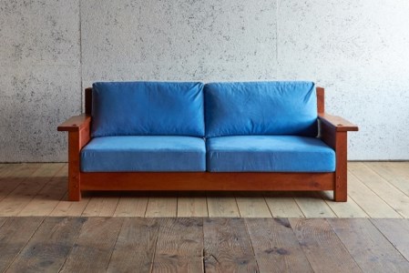 無垢材にこだわり家具をつくるナカヤマ木工ソファボガード3P★「丁寧な仕事」「期待を裏切らな い家具作り」をモットーに、25年前から伝統の技を駆使した無垢材家具をつくり続けています。