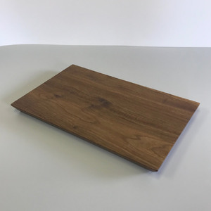 【ウォールナット材一枚板のカッティングボード・まな板　25ｃｍ】キッチン用品 台所 新築 引っ越し プレゼント 贈り物 母の日 父の日 誕生日  MUKU屋 MUFactory