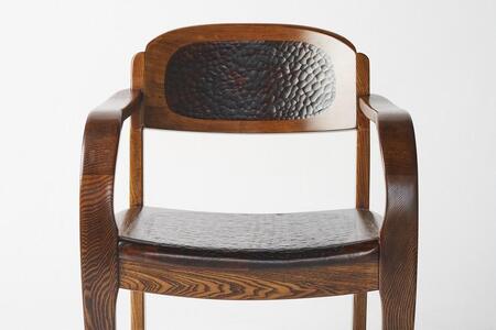 漆塗り触れ合い椅子 1脚