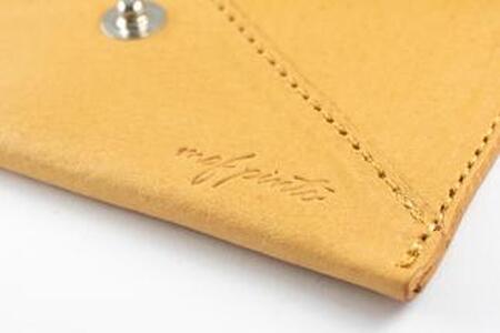 maf pinto 薄型名刺入れ レザーカードケース ナチュラル シュリンク