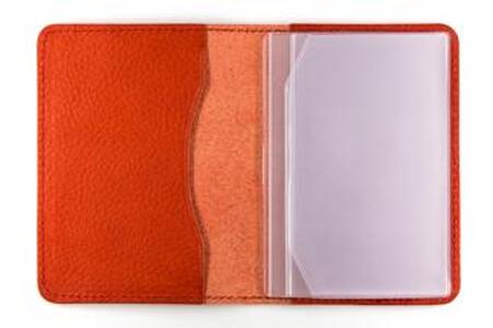 maf pinto レザーカードケース (クリアポケット) レッド シュリンク