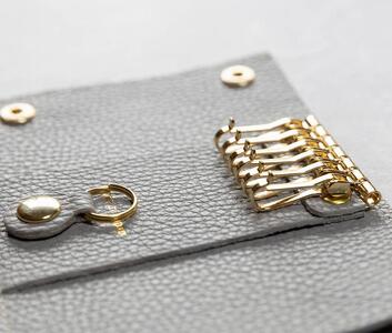 maf pinto (マフ ピント) キーケース ライトグレー ADRIA LINE レザー 本革 日本製