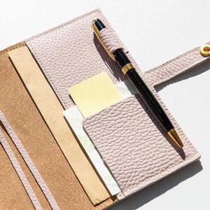 maf pinto (マフ ピント) 手帳カバー A6(文庫)サイズ ライトピンク ADRIA LINE レザー 本革 日本製