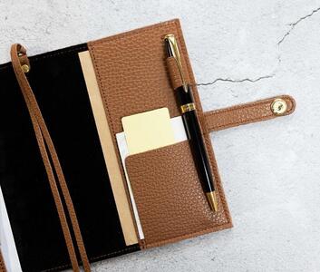 maf pinto (マフ ピント) 手帳カバー A6(文庫)サイズ キャラメル ADRIA LINE レザー 本革 日本製