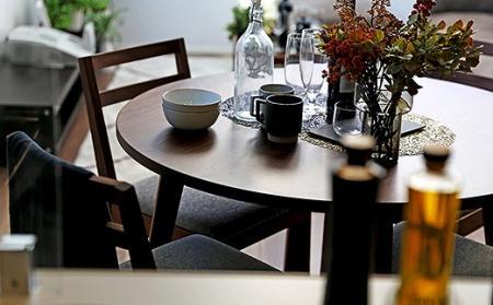 【開梱設置】高野木工 プレーン ラウンドダイニングテーブル90cm ウォールナット【10年保証】