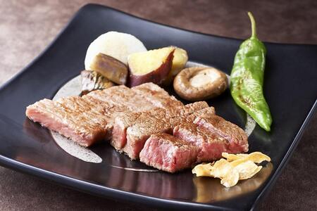 【訳あり】博多和牛ヒレサイコロステーキ(不揃い)