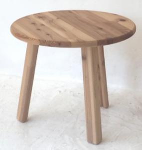 九州産杉のチャイルドテーブル