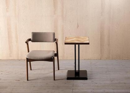 サイドテーブルCOZY（コージ―）天板矢貼り　大川家具