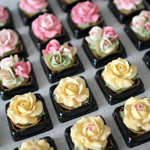 DC-004_あんフラワークッキー(全部バラ)20個入り　食べられるお花！あんこのお花！ 【風呂敷ラッピング】和菓子