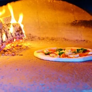 定期便　ベリー畑より 本格薪焼き石釜ピザ 3カ月 (3枚×3回) ピザ ※配送不可:沖縄、離島