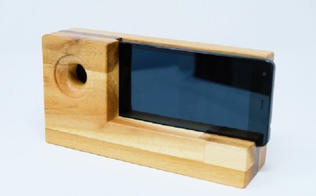 【非電源】高品位木材を使用した 木製　スマートフォンスピーカー【アカシア】