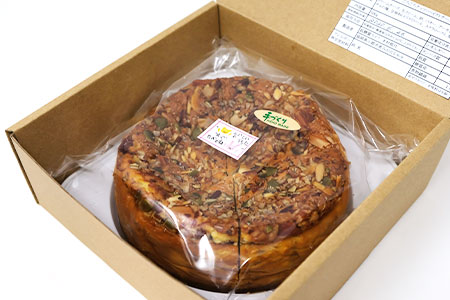 【低糖質】手作りごろごろナッツ・ベイクドチーズケーキ