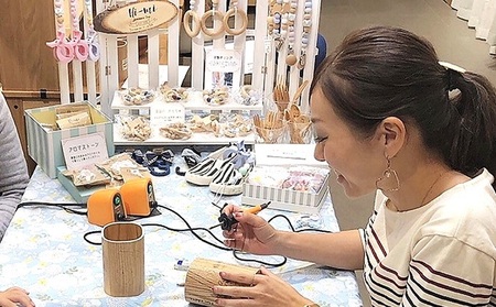 名入れ 歯固め ブレスレット ピンク キャンディカラー ベビー 赤ちゃん シリコンボール ストラップ ギフト プレゼント 贈り物 