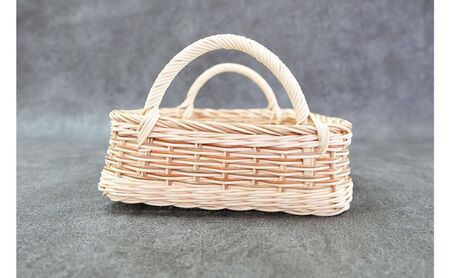 籐の角形手編みかご　手つき（中）[カラーラタン彩都] 雑貨 日用品 福祉用品 